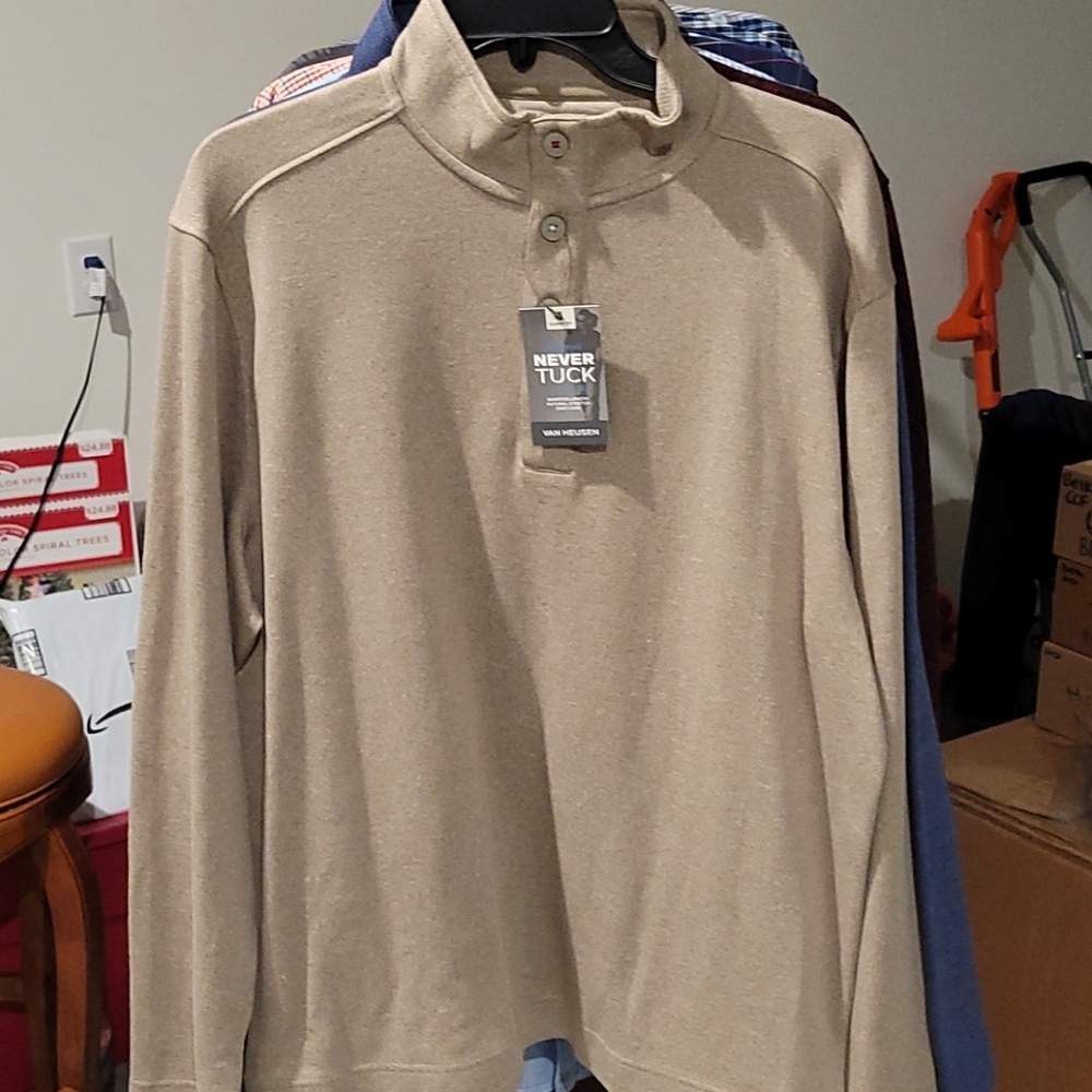 Van Heusen sweater